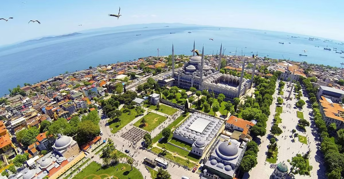 Blue Mosque, Hagia Sophia and Sultanahmet guided tour