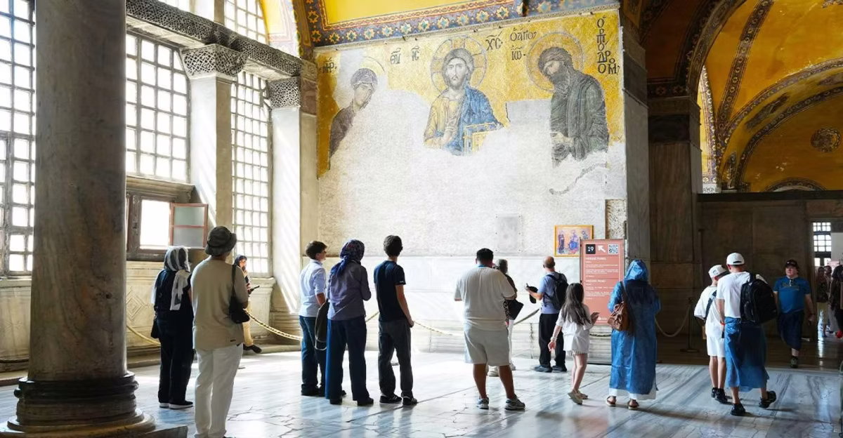 Hagia Sophia private guided tour interior view